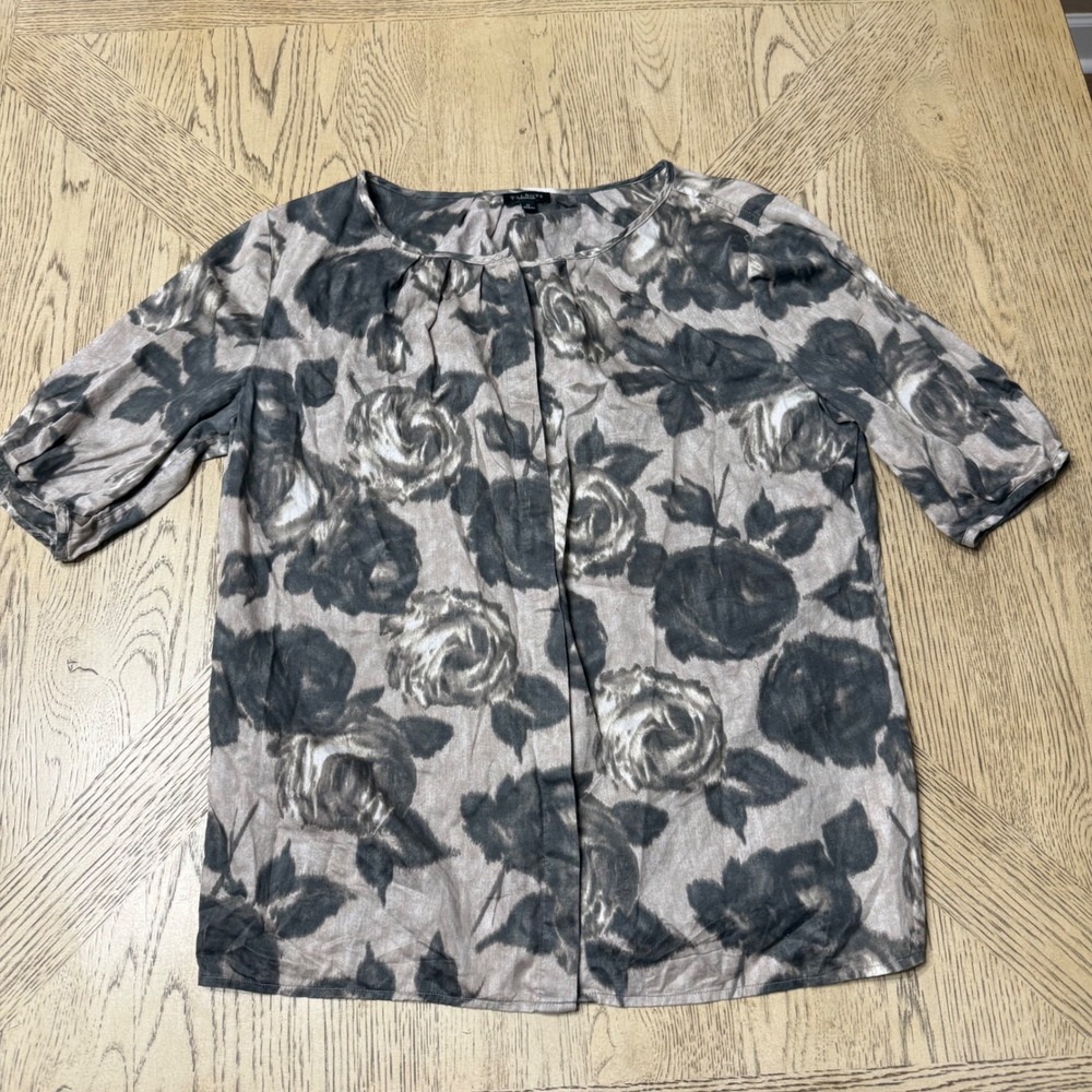 Talbots Woman Floral Print Blouse Top Round Neck Short Sleeve Size 12 - Picture 2 of 8
